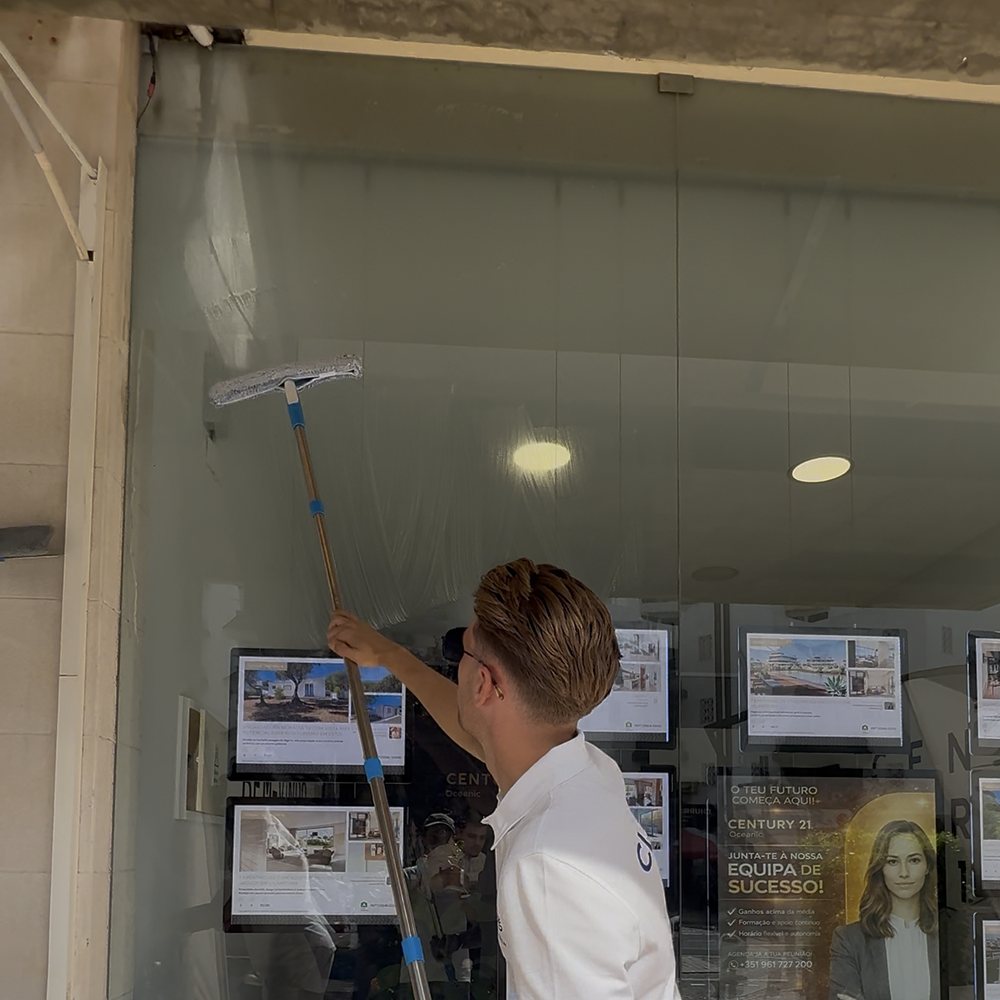 Commercial window cleaning at Century 21 Oceanic, Vilamoura Marina
